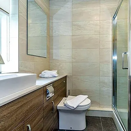 Flaxton Meadows Luxury * Pickering