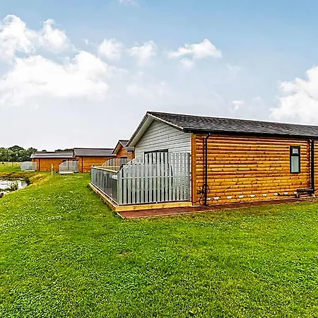 Flaxton Meadows Luxury * Pickering