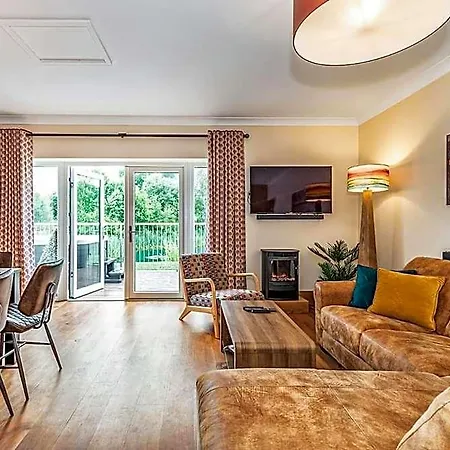 Flaxton Meadows Luxury Szálloda *