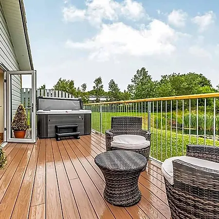 Flaxton Meadows Luxury *