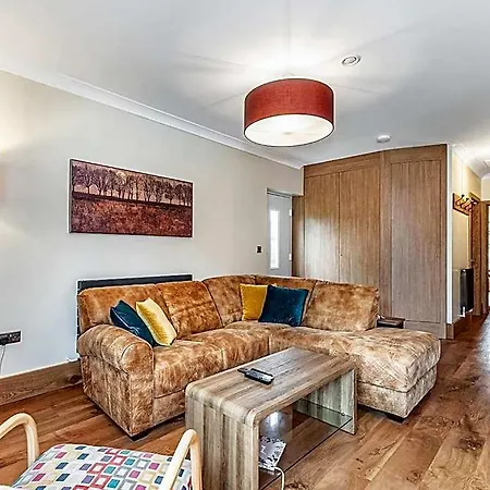 Flaxton Meadows Luxury